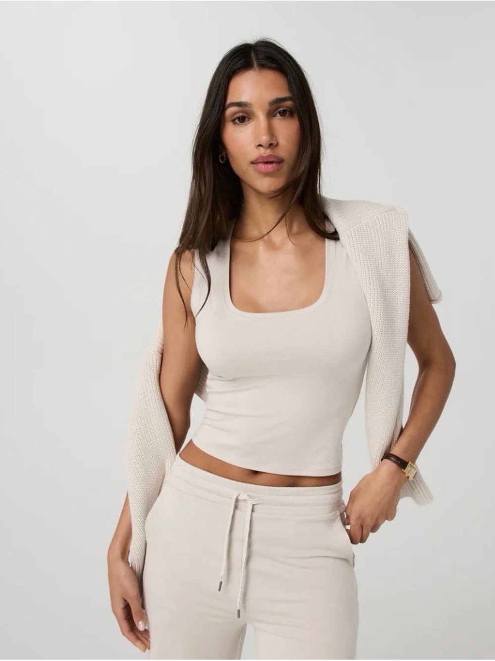 Vuori Halo Essential Scoop Tank